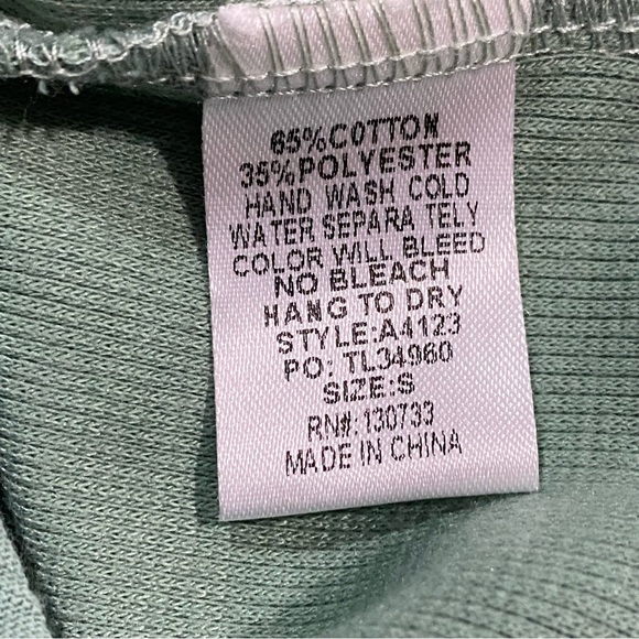 Umgee USA Womens Blouse Green Bell Sleeve Ruffles Top S - Picture 6 of 6